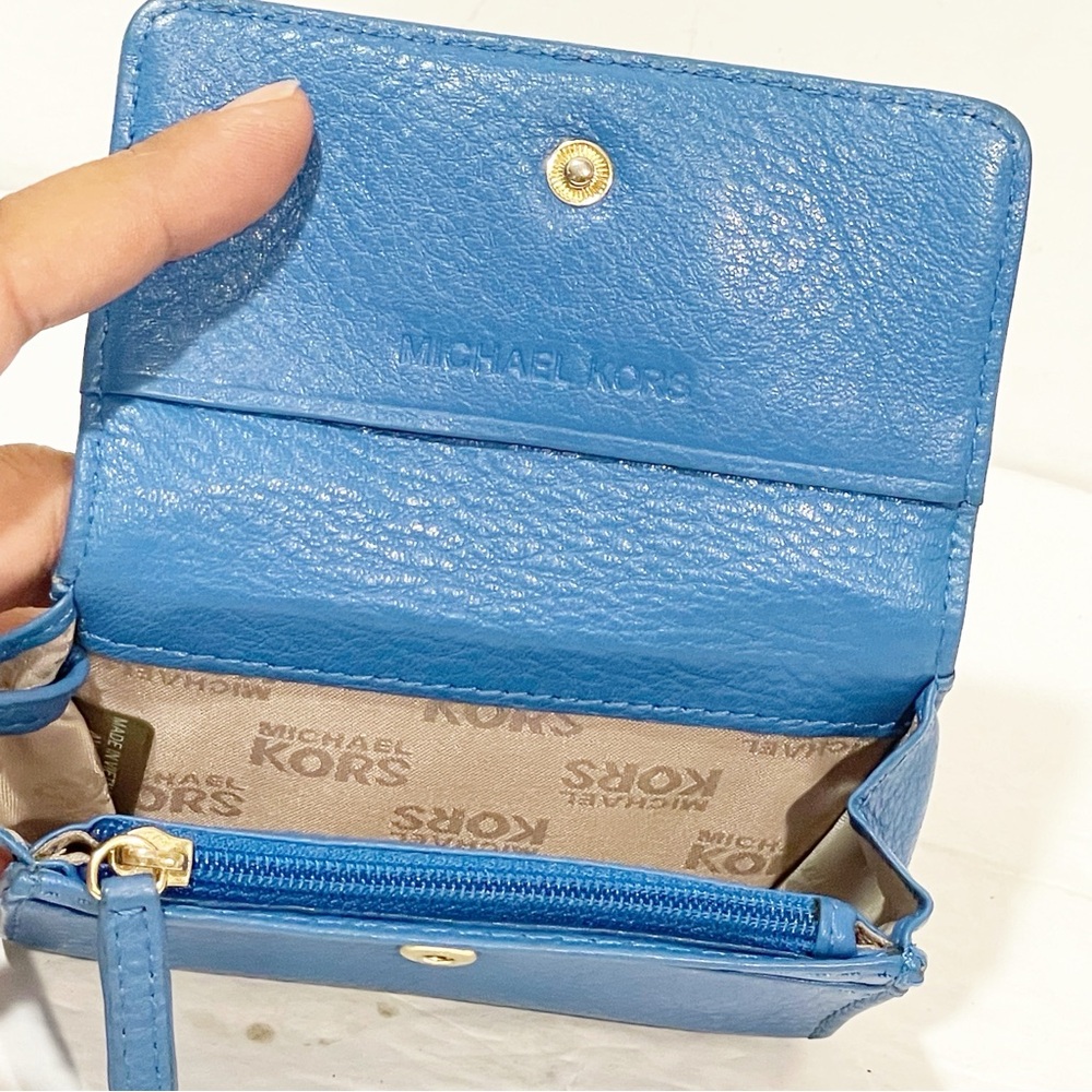 Michael Kors Blue Leather Keychain Card Holder Wallet Accessory - Picture 3 of 5